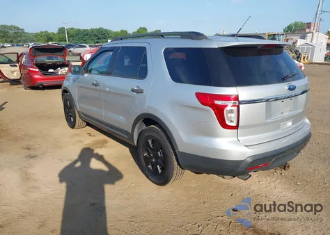 2012 Ford Explorer z USA, uszkodzony, nr VIN 1FMHK8B81CGA05665